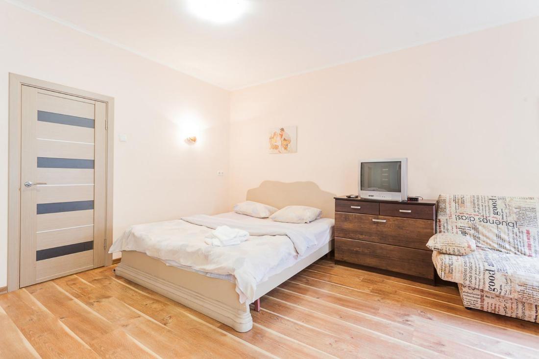 Cozy Near Olympic Stadium Apartment Kyiv