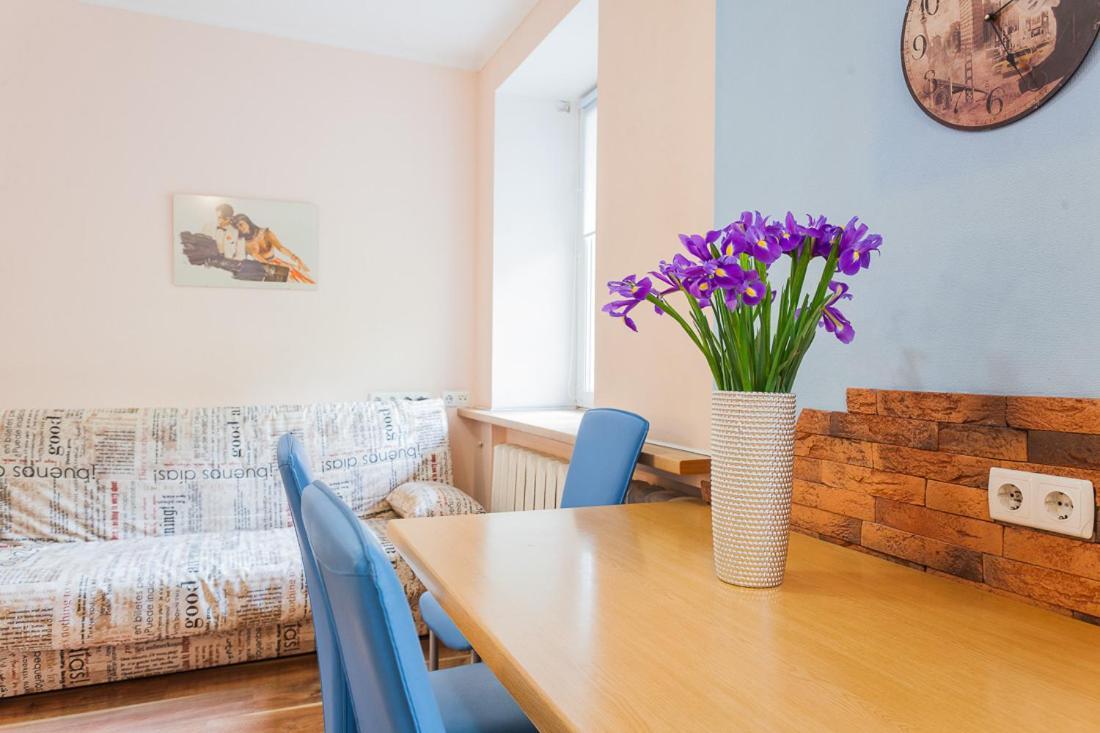 Cozy Near Olympic Stadium Apartment Kyiv