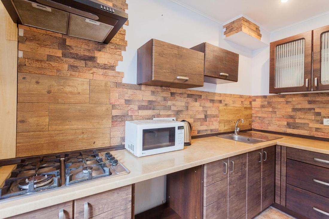Cozy Near Olympic Stadium Apartment